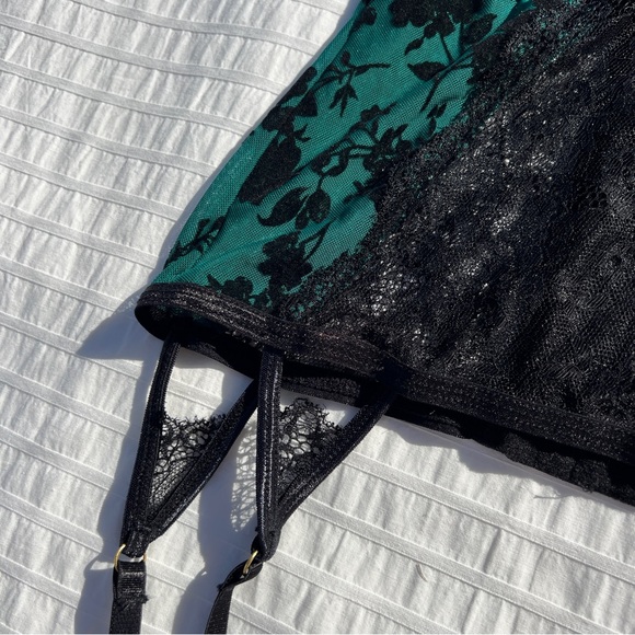 Seven til Midnight 'Simply Gorgeous' Green and Black Burnout Bustier, S - Picture 7 of 10